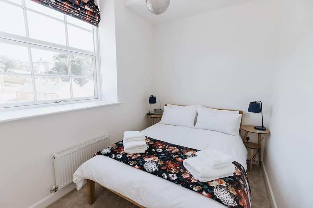 Bobbin Row - Grade 2 Listed Property With A Beautiful Design With Access To Leeds Leeds  Kültér fotó