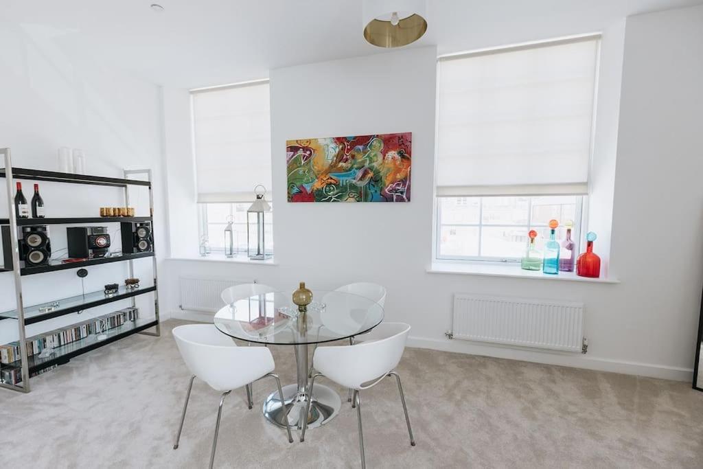 Bobbin Row - Grade 2 Listed Property With A Beautiful Design With Access To Leeds Leeds  Kültér fotó