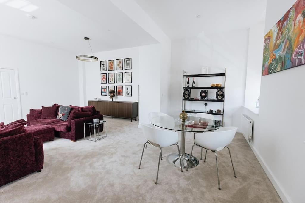 Bobbin Row - Grade 2 Listed Property With A Beautiful Design With Access To Leeds Leeds  Kültér fotó