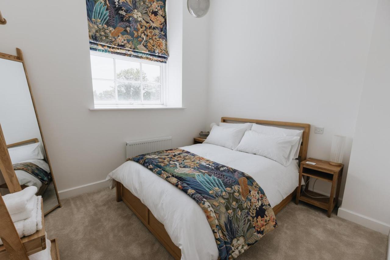 Bobbin Row - Grade 2 Listed Property With A Beautiful Design With Access To Leeds Leeds  Kültér fotó